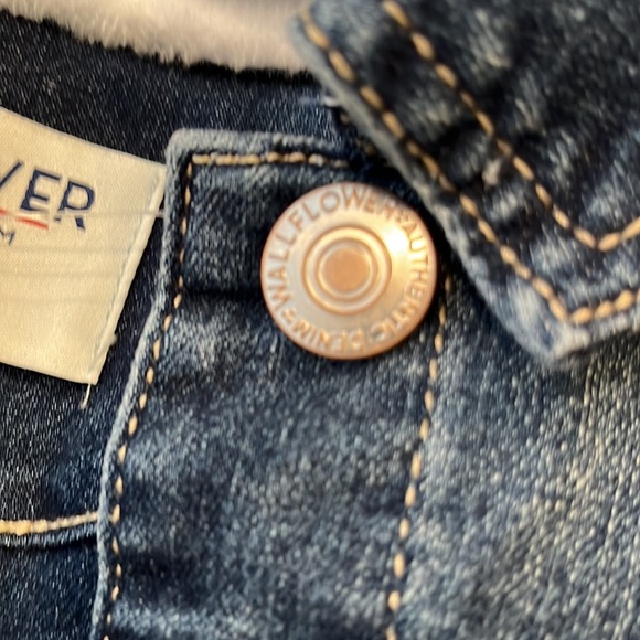 Wallflower denim stretchy flocked sweater material in arms and hood - Picture 5 of 10